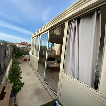 Le Lola Charment T3 A 10 Minutes A Pied De La Plage. * La Seyne-sur-Mer
